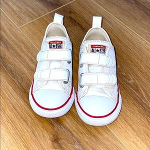 Converse All stars Velcro shoes